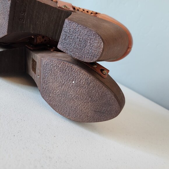 Free People Clog "NEW" - Picture 9 of 16